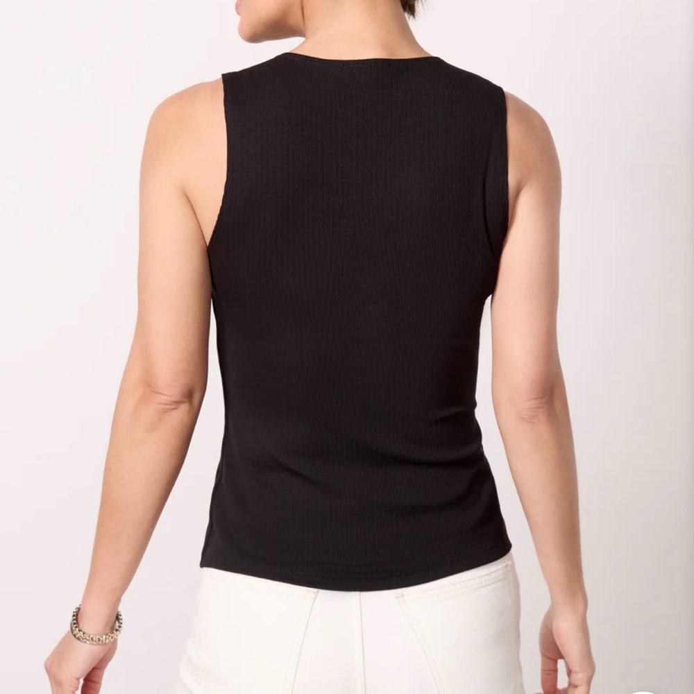 Black Sleeveless Cutout Top - Picture 2 of 7